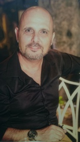 סימן טוב גיל, מר